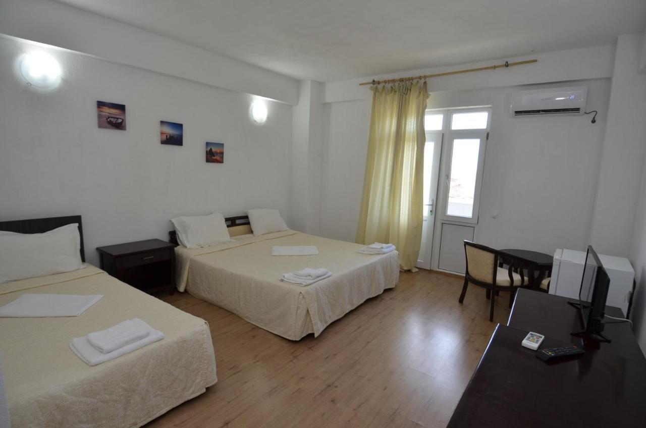 Perla Hotel Costinesti Exterior photo