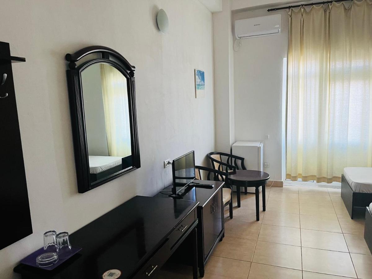 Perla Hotel Costinesti Exterior photo
